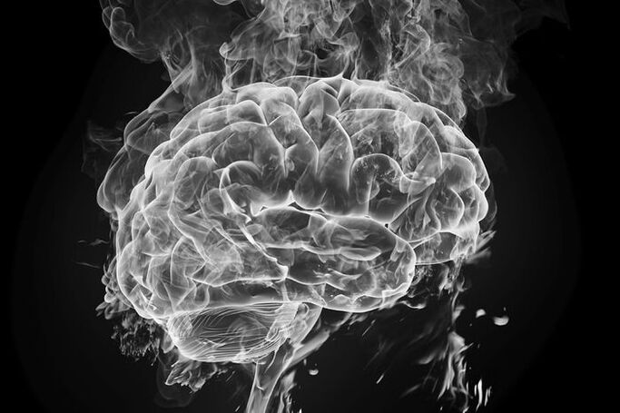 effects of smoking on the brain and consequences of smoking cessation